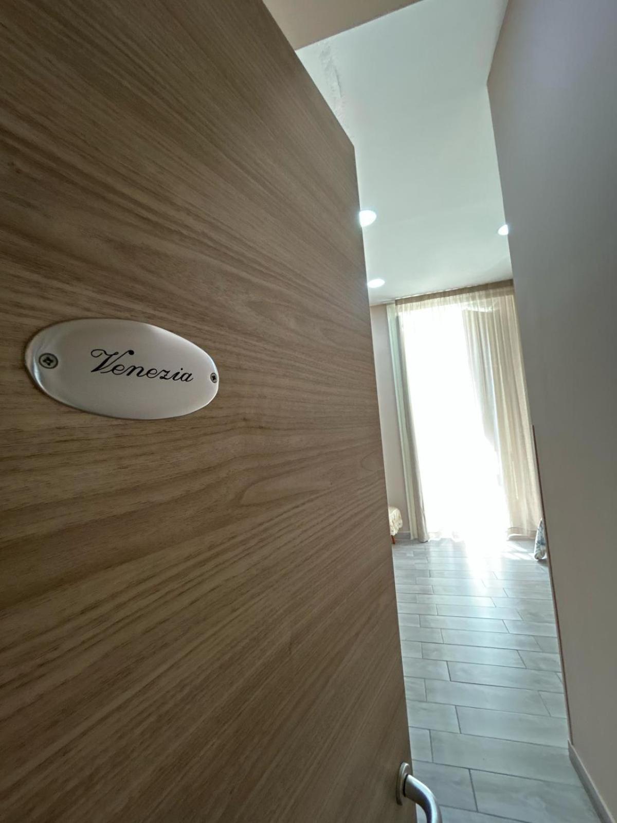 B&B Panorama 17 ナポリ エクステリア 写真